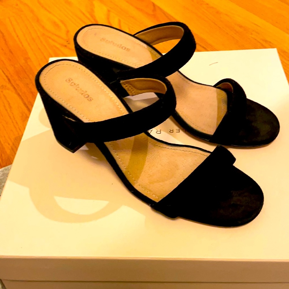Soludos black suede feel sandals. Size 7